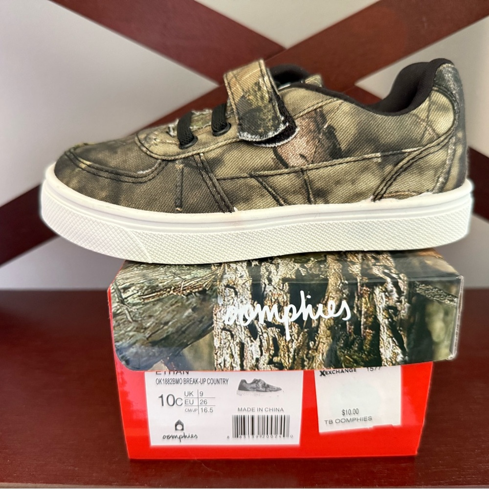 Oomphies Camouflage Sneakers